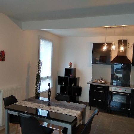 Saint Denis Appartement 2 Chambres Avec Parking Kültér fotó